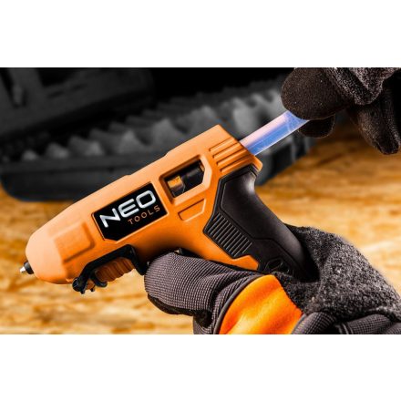 Neo-Tools-17-083-Akkus-Ragasztopisztoly-11Mm-4V-Usb-Csatlakozo