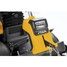 STIGA frontkaszás fűnyíró traktor PARK PRO 900 AWX 4WD (Vágóasztal nélkül)