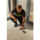 NEO-Tools-49-951-Kicsapozsinor-festek-muanyag-hazas-30m-13-as-gyorsitoattetel-a-zsinor-visszatekereshez-piros-porfestek