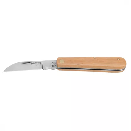 Neo-Tools-63-015-Osszecsukhato-Kes-Fa-Nyellel-Neo