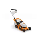 Stihl-RMA-253-T-Akkumulatoros-funyiro-AK-30-S-akkuval-es-AL-101-toltovel-WA220111435