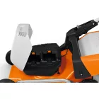 Stihl-RMA-253-T-Akkumulatoros-funyiro-AK-30-S-akkuval-es-AL-101-toltovel-WA220111435